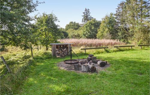 花園, Beautiful Home In Hovborg With Wifi in 霍堡