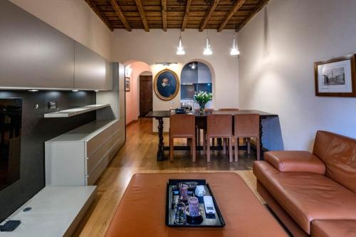 Historic center apartment Rome, Рим (фото 9)