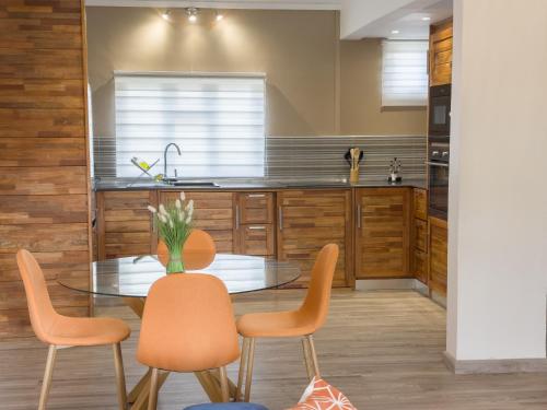 Appartement Pointe aux Canonniers - Tap to explore photos