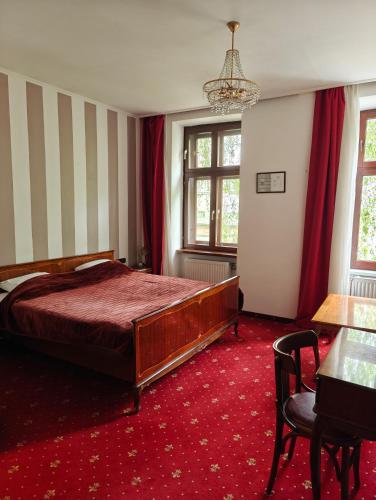 Hotel Viki - image 13