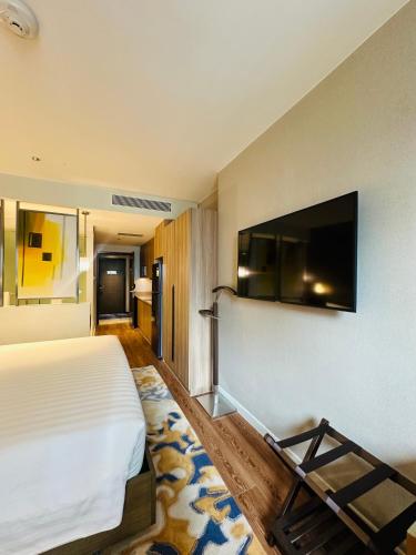 King Suite image 3