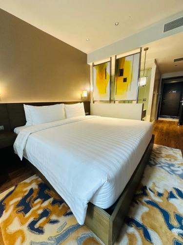 King Suite image 2