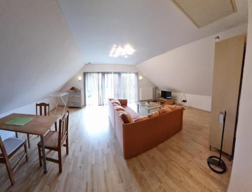 Haus Einfeld - kleine ruhige Ferienwohnung, Neumünster (Foto 6)
