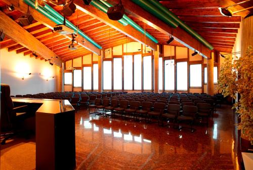 Tárgyalóterem/bálterem, Hotel Mirella in Ponte Di Legno