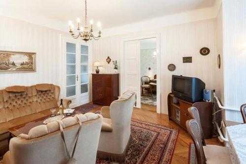 Ferienhaus in Budapest mit Garten - image 12