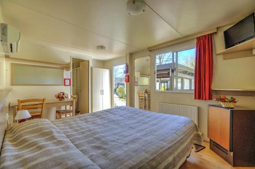 Flaminio Village Bungalow Park - image 9