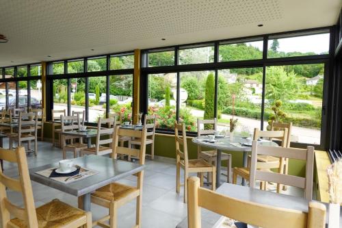 Ételek és italok, Hotel Restaurant de la Poste in Saint-Just-en-Chevalet