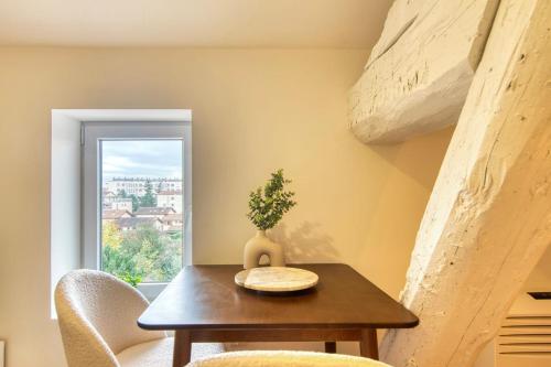 Le Cocon - Appart climatise - cœur de Lyon 5eme in Provinces-Chavril