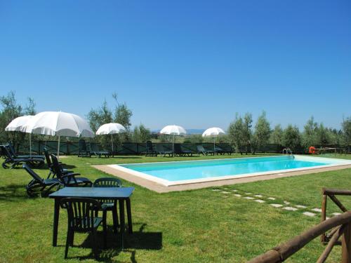 Rustic style flat with swimming pool