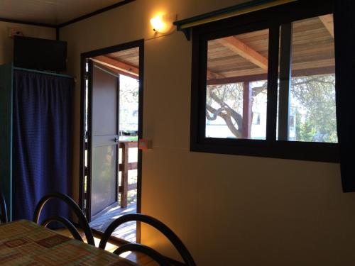 Double Room image 5