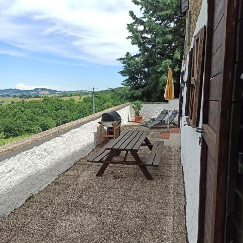 Erkély/terasz, Agriturismo Alla Vecchia Quercia in Pergola (Urbino)