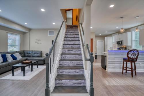 5 bedrooms with a gameroom in Baltimore, USA