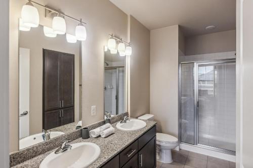 Cullen 4307 I Parking I Pool I Gym I 2bd2bth in Houston, USA