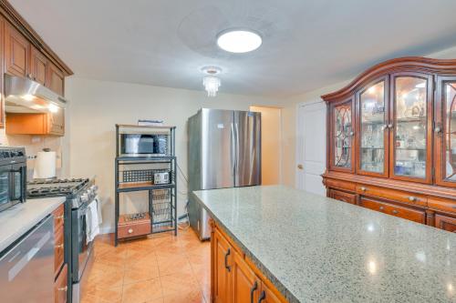 5 Mi to TD Garden Quiet Medford Getaway! in Medford, USA