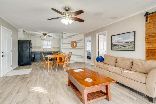 Lake Travis Access Pet-Friendly Lago Vista Home! in Lago Vista, USA