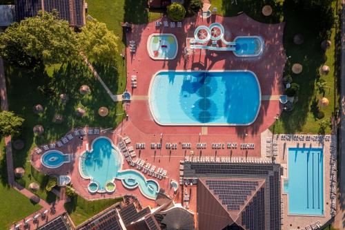 ทัศนียภาพภายนอกโรงแรม, House Banovci with private Sauna in บานอฟชี