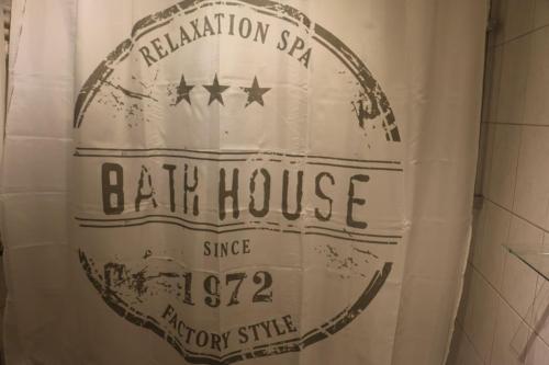 Schöne 2,5 Raum Wohnung Nähe Veltinsarena