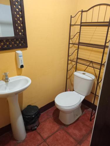 Hotel Querida Rosy