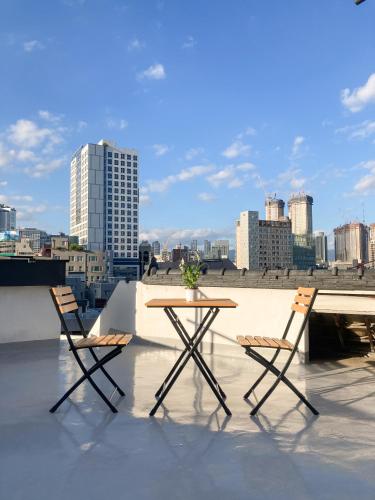 Banwoldang Stn 3min, 2F 4pm & 3F 8pm Check-in, Table for 6, Hotel bedding, Luggage Storage 사진 4