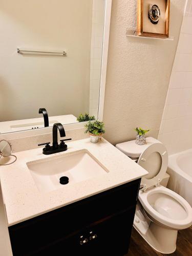 Charming Cozy Room only 15m to downtown and The Domain in Austin, USA