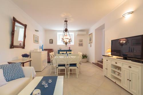 Létesítmények, Hedera Estate Villa Hedera XI in Kolocep