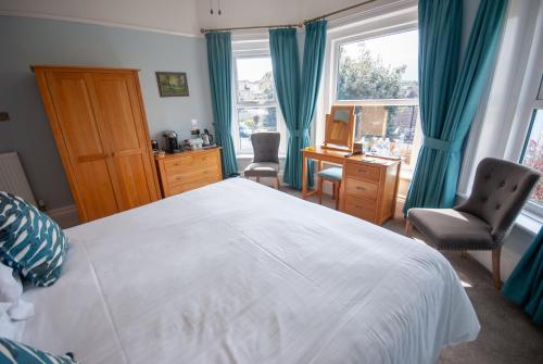Westbury Lodge - image 3
