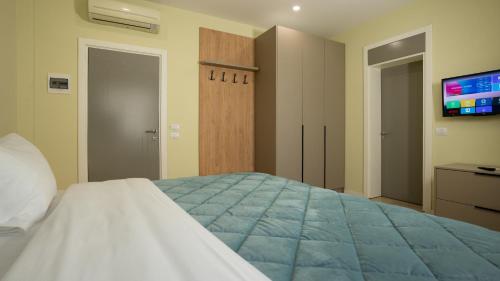 F&M Hotel 2, Tirana (fotografie 6)