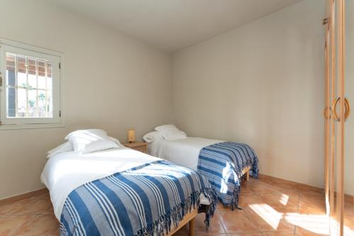 Two-Bedroom Villa image 9