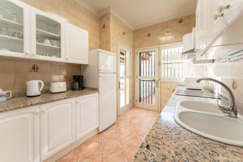 Two-Bedroom Villa image 7