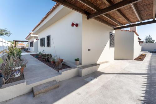 Two-Bedroom Villa image 5