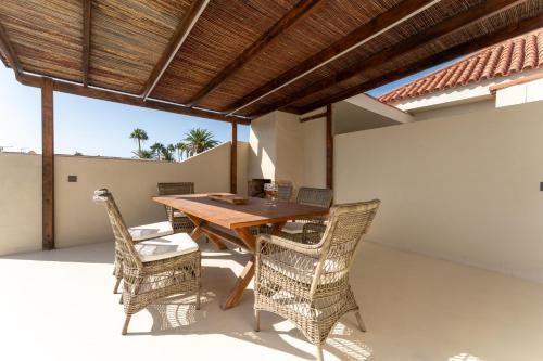Two-Bedroom Villa image 2