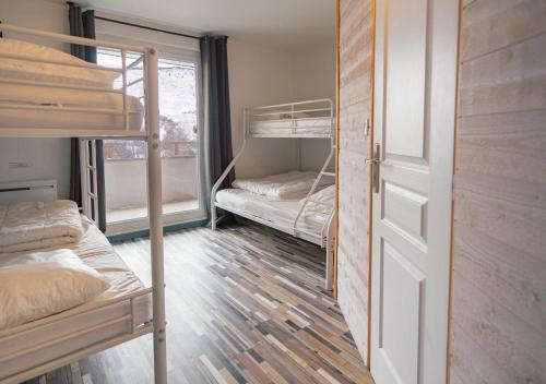 Rare, Triplex 12 personnes, accès direct ski aux pieds, Les Deux Alpes (foto 10)