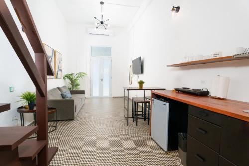 Modern Apt in San Juan Elk.5 - image 4
