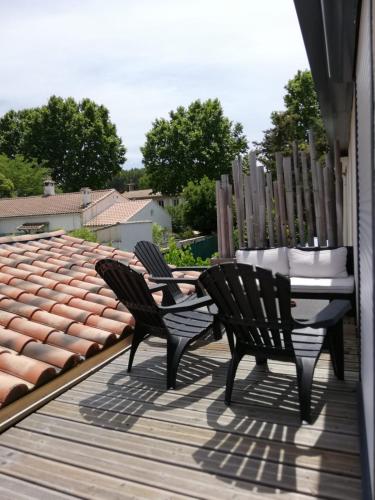 Balcony/terrace, Petit appartement 2 chambres avec terasse dans villa grimaude near PIZZA JO