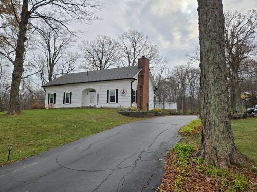 . Large private retreat near Summit Lake