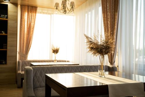 Royal Wood Hotel in Rokytne