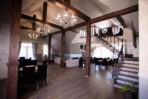 Royal Wood Hotel in Rokytne