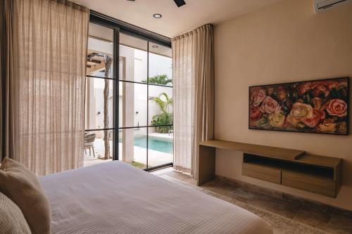 Concierge Service - Elegant Villa 4BR 10PPL - Tap to explore photos