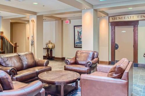 Stonegate Resort Unit B206 in Kelowna, Canada