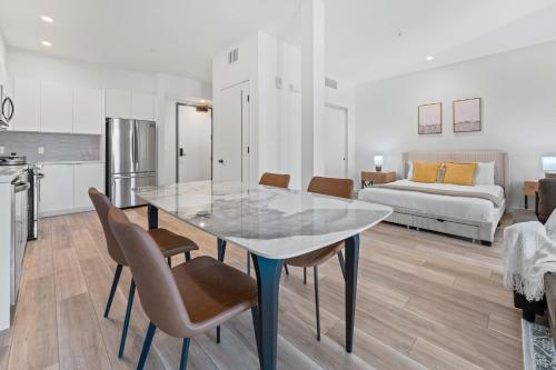 Charming studio room in LA - Conveniently Located Near Downtown! in Los Angeles, USA
