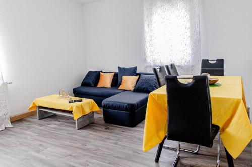 F&F Suites Ilsfeld OG, zentrale Lage, Autobahnnähe & kostenfreie Privatparkplätze (F&F Suites Ilsfeld OG, zentrale Lage, Autobahnnahe & kostenfreie Privatparkplatze) in 伊爾斯費爾德