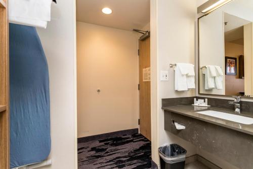King Room - Hearing Accessible