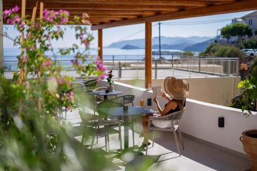 Restaurant, Zoe Boutique Hotel in Geropotamos