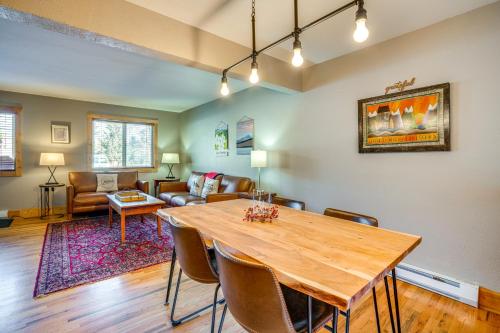 Dog-Friendly Frisco Escape Walk Downtown! in Frisco, USA