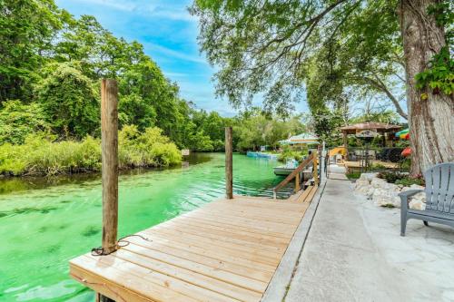 Landing at Richard Weeki River in Weeki Wachee (FL)
