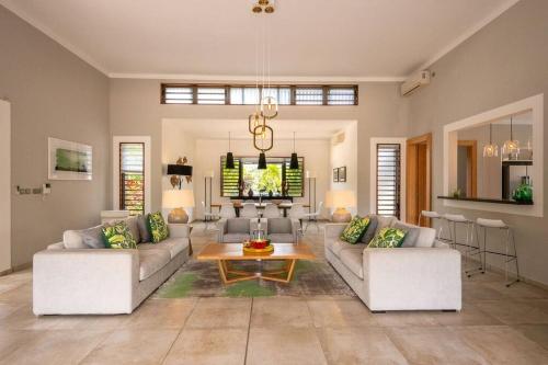 Villa de luxe ROYAL PARK 4 chambres, à 5 min plage (Villa de luxe ROYAL PARK 4 chambres, a 5 min plage) in 巴拉克拉瓦