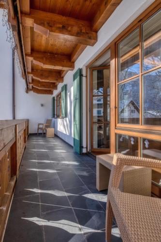 Hotel Maximilian in โอเบอราเมอเกา