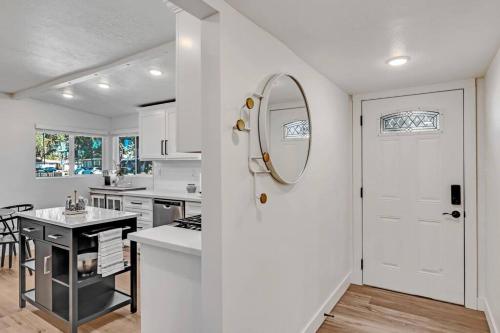 Remodeled West Sacramento home in quiet location!