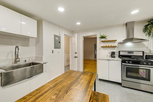 NYC Area Apartment on Hudson River! in Dobbs Ferry