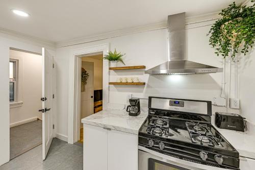NYC Area Apartment on Hudson River! in Dobbs Ferry